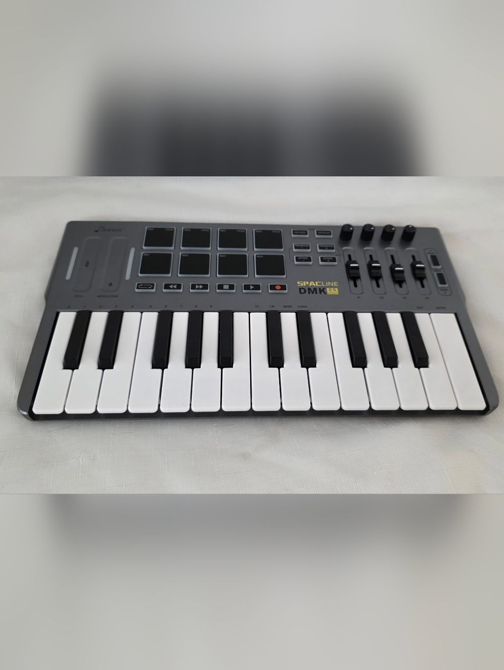 Donner Spaceline DMK-25 Mini MIDI Keyboard 25-Key Portable USB Electronic No cor